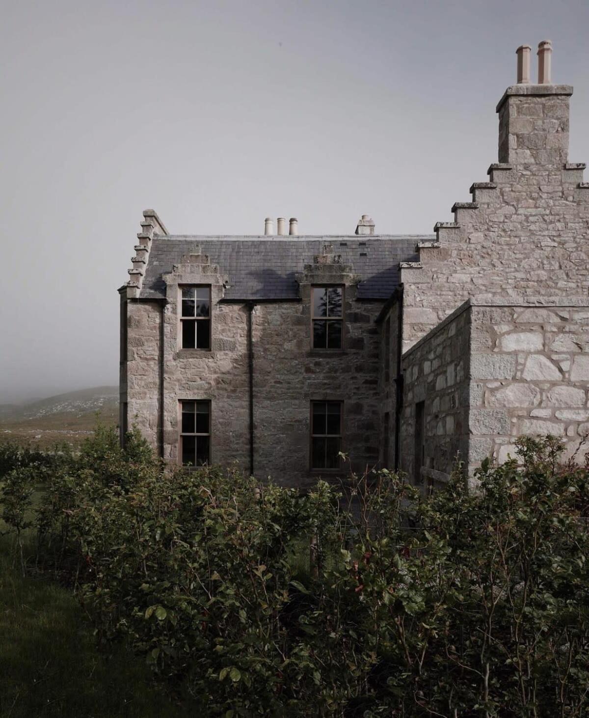 Huswell - Gairnshiel Lodge - Unique & Exclusive Lodge Next To The Castle 발라터 외부 사진